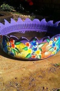 Ваза из автомобильного колеса